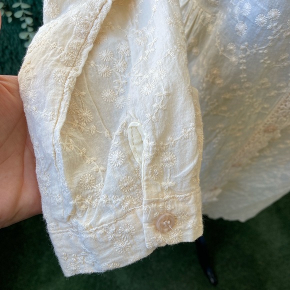 Vintage Large Cottagecore Embroidered Dress with Crochet Lace Detail - Picture 3 of 10